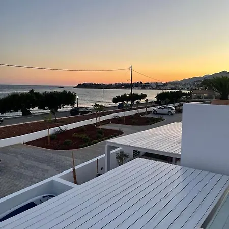Fantasea Beachfront Villa