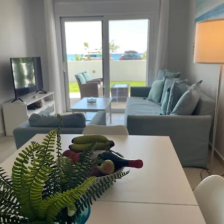 Villa Fantasea Beachfront